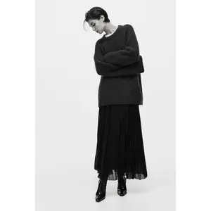 H&M Pleated chiffon skirt