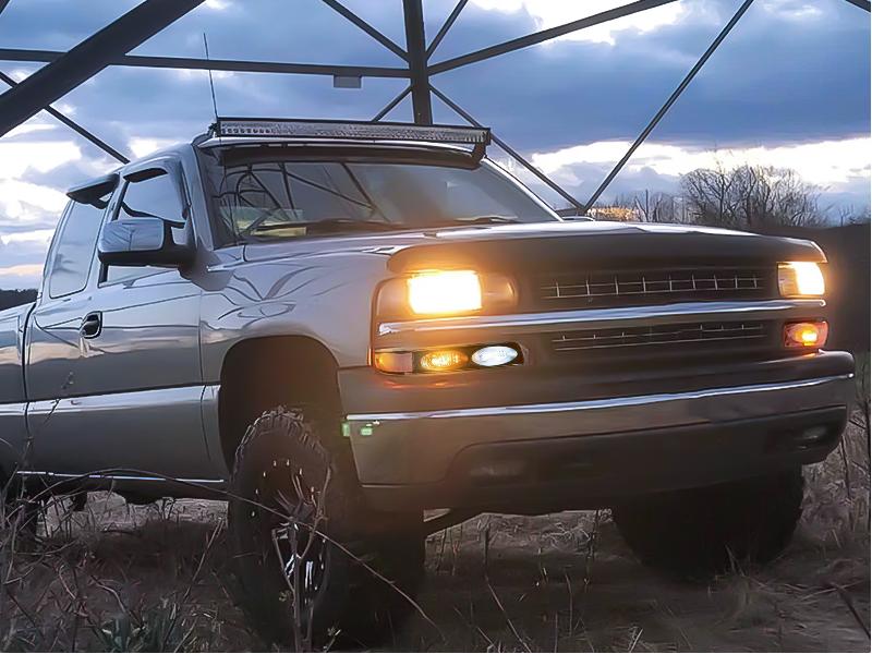 Nilight Headlight Assembly for 1999 2000 2001 2002 Chevy Silverado Avalanche 1500 1500HD 2500 2500HD 3500 Chevrolet Tahoe Suburban Replacement Headlamp Housing Bumper Lights Set