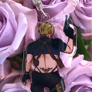 Mod Leon Keychain ‘Tramp Stamp Leon’