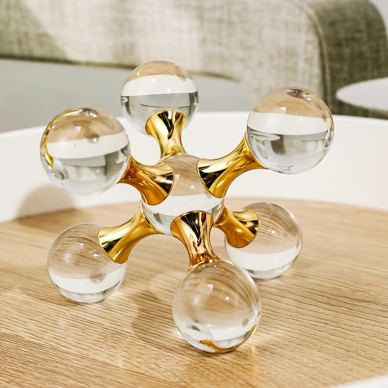 Luxury Crystal Decorative Ornaments, Elegant Ball Design, Ideal for Home & Office Decoration, Enhance Your Space Aesthetics, Crystal Sphere, Artificial Crystal Decorated