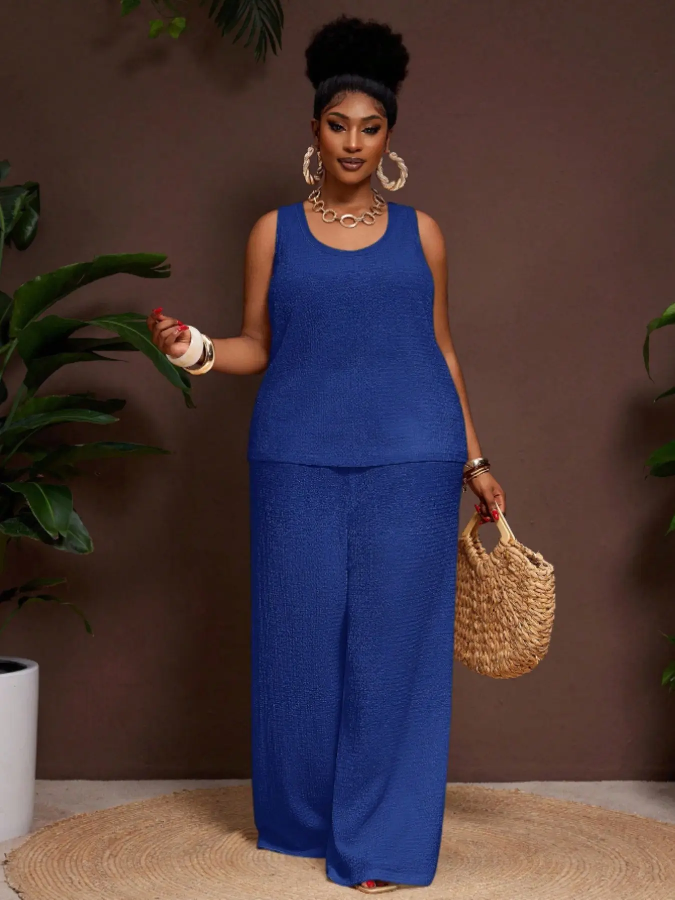 Plus Size Women's Comfortable U-Neck Sleeveless Solid Top with Pockets, Loose Fit Textured Tank, Wide Leg Pants, Business Casual Chic Womenswear Set