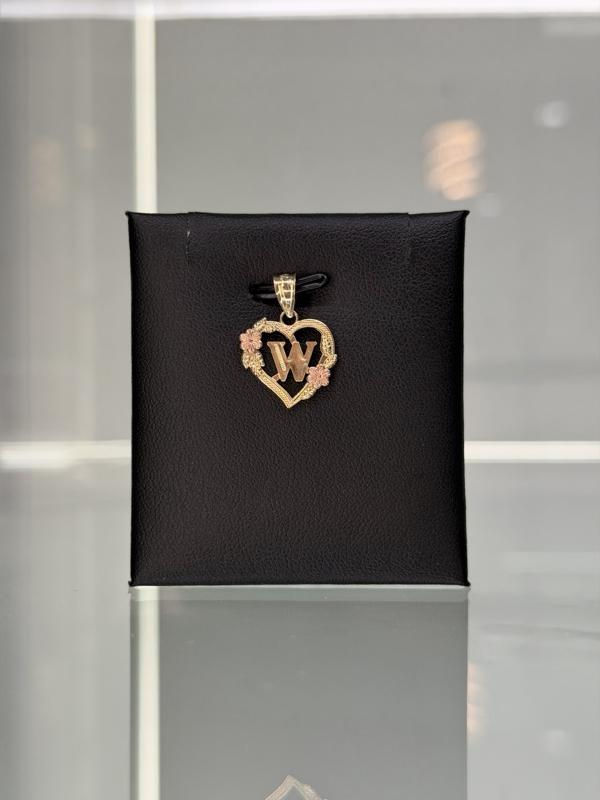 14KT Gold Heart Letters A-Z with Flowers Delicate and Beautiful 14KT Gold Heart Letters A-Z with Flowers Delicate and Beautiful