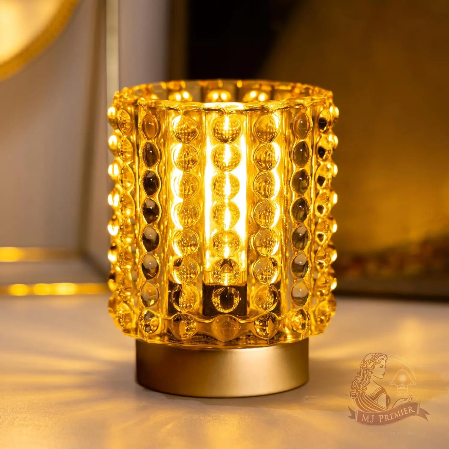 Battery Operated Lamp with Timer, Mini Crystal Table Lamp for Home Decor, Small Cordless Lamp for Areas No Outlets, Glass Battery Powered Lamp for Entryway, Bedroom, Bathroom, Shelf, Corner