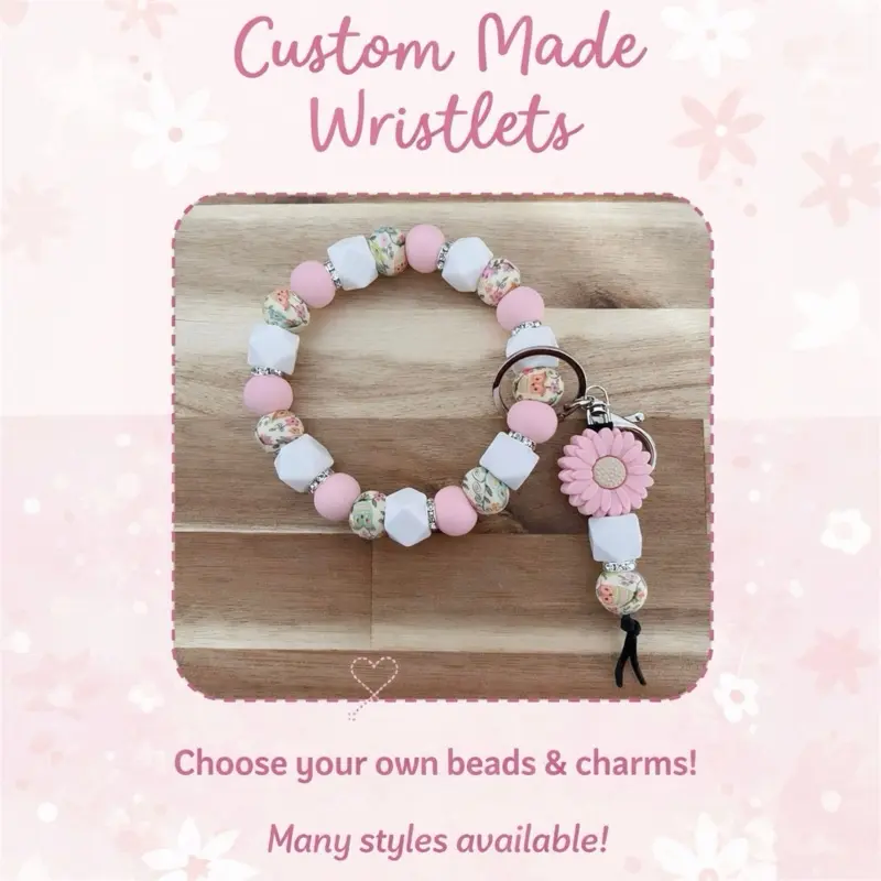 Build a Custom Wristlet.