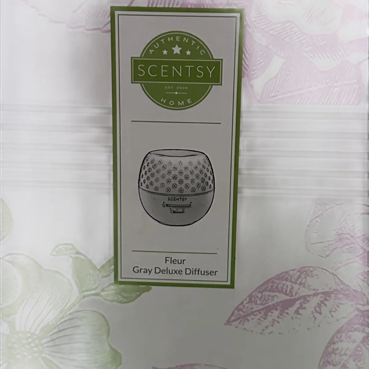 Scentsy Fleur Gray Deluxe Diffuser