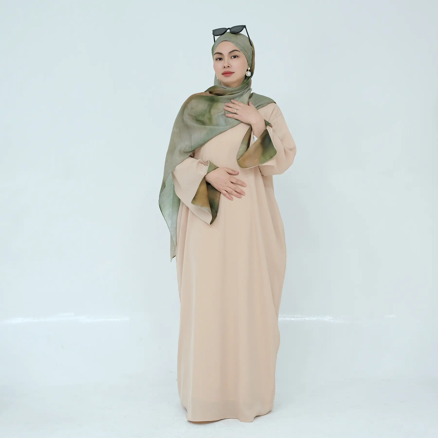 Khaki color+headscarf