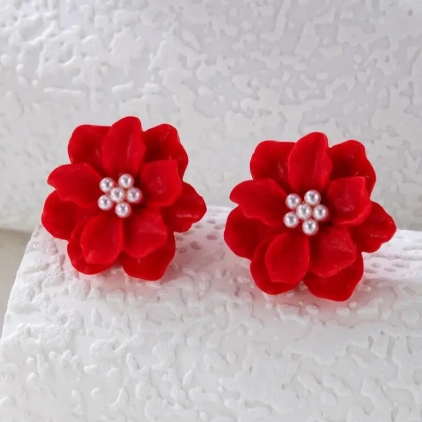 1pair Red Rhombus Shaped Earrings With High-end Feel, New Unusual Design, Korean Style Chic Jewelry, Long Earrings For Daily Wear And As Gift
