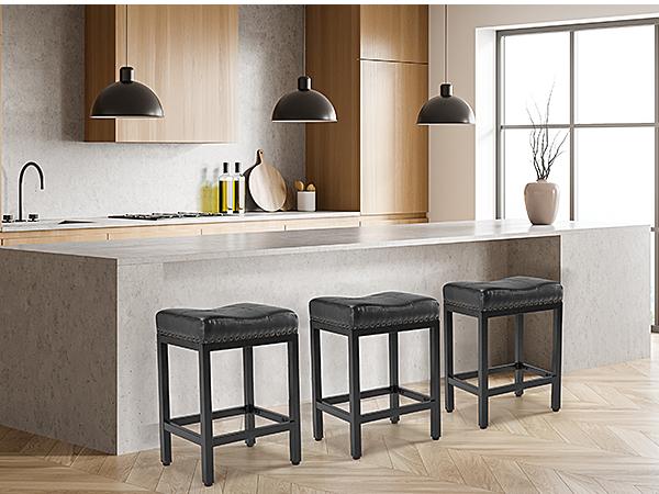 Saddle Bar Stools Set of 2 Counter Height 24-Inch Modern PU Leather Barstools with Metal Base, Footrest, Upholstered Bar Chairs for Kitchen Island