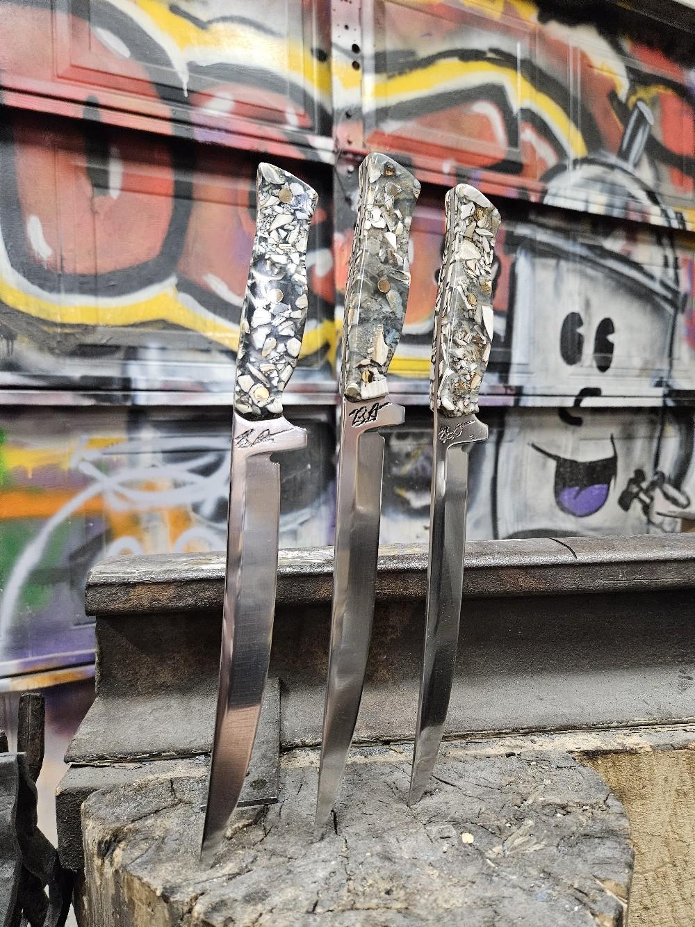 Signature Stone Harbor Fillet Knife - 8-inch Blade Edge & Atlantic Seashell Handle