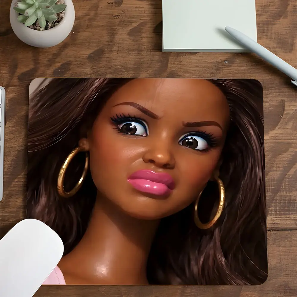 Funny Pouting Wavy Hair Doll with Hoop Earrings Square Gaming Computer Mouse Pad, Humorous Retro Toy Face Design, Non-Slip Gaming Mouse Pad,Small Size Ideal for Laptop, Perfect Gift for Meme & Friends, Gaming Accessory, Mousepad
