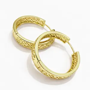 A7. Argolla para mujer de 25 mm/ laminado 14k/ gold plated