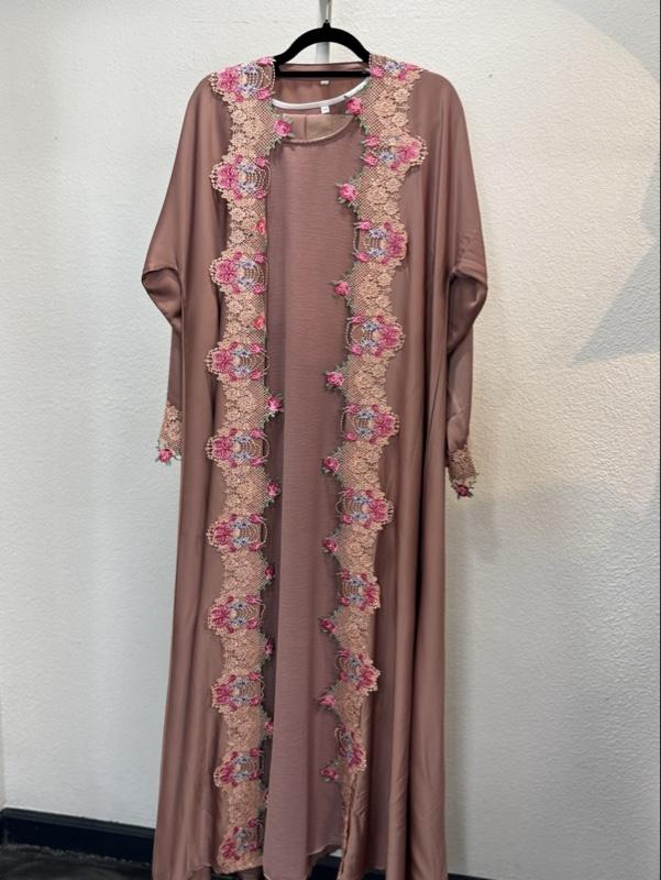 Dubai Abaya Two Pieces Set with Elegant Floral Embroidery and Lace Details for Women
