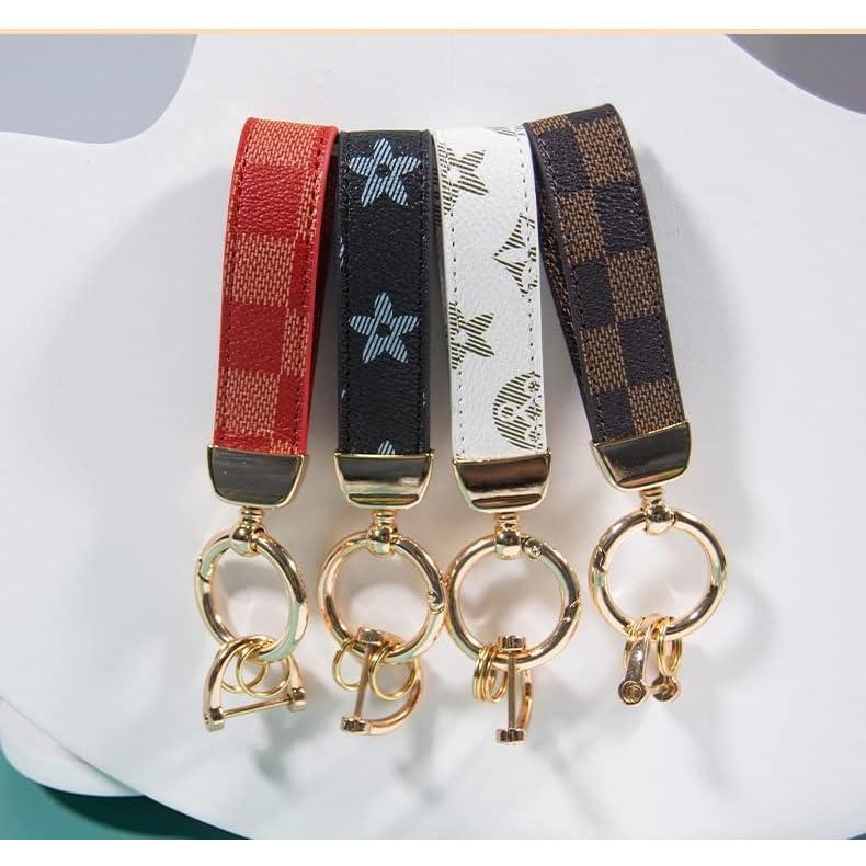 Leather Print Keychain ，Universal Keychain Leather Keychain， Car Keychain Car Metal Horseshoe Shape Keychain