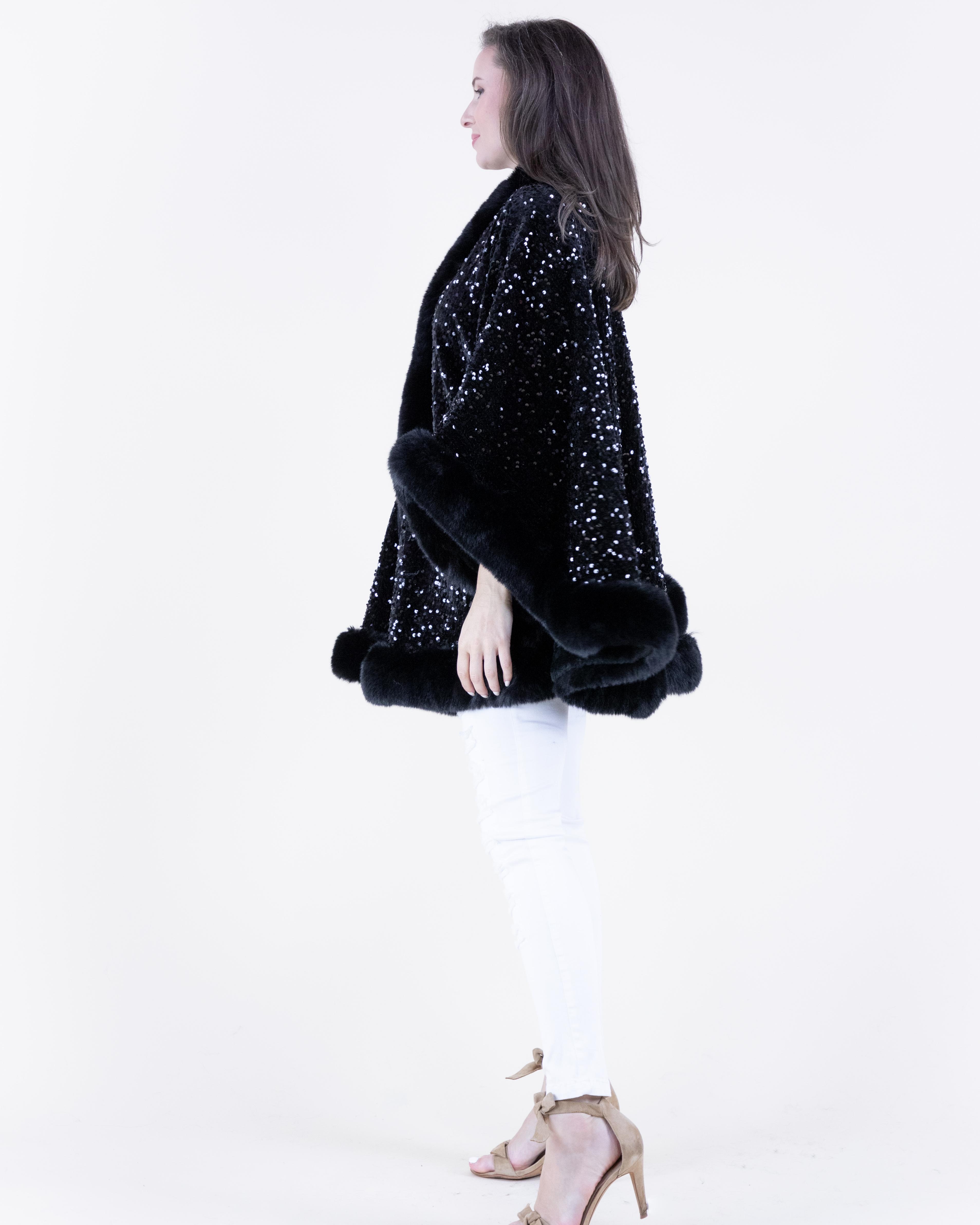Women's Luxurious Sequin Faux Fur Trimmed Evening Cape Poncho - Elegant Outerwear for Special Occasions
