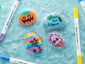 Ohuhu Acrylic Paint Markers: Brush & Fine Dual Tips - 72 Colors - High Opacity - Waterproof & Lightfast - Multi-Surface for Rock Painting, 3D Prints, Egg Decorating, Wood, Glass, Ceramic - Gift for DIY Craft Enthusiasts - Akaka Series of Ohuhuart Ohuhu Acrylic Paint Markers: Brush & Fine Dual Tips - 72 Colors - High Opacity - Waterproof & Lightfast - Multi-Surface for Rock Painting, 3D Prints, Egg Decorating, Wood, Glass, Ceramic - Gift for DIY Craft Enthusiasts - Akaka Series of Ohuhuart