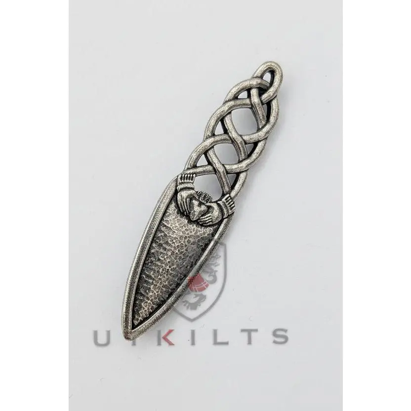 Kilt Pin – Inverloch, Claddagh Twist