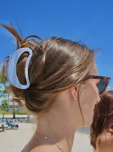 Baby Blue Seashell Curve Claw Clip