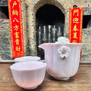 Crimson Jump-Cut Jianzhan Cup - The patterns flow like flames,Crimson Jump-Cut Jianzhan Cup - Striking Jump‑Cut Details · Gift‑Ready Packaging,