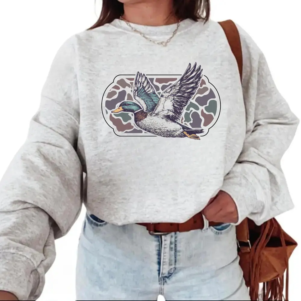 Women's Camo Print Hoodie - Flying Mallard Bird Graphic, Old School Vintage Crewneck Cotton Sweatshirt, Unisex Outdoor Everyday Casual Wear