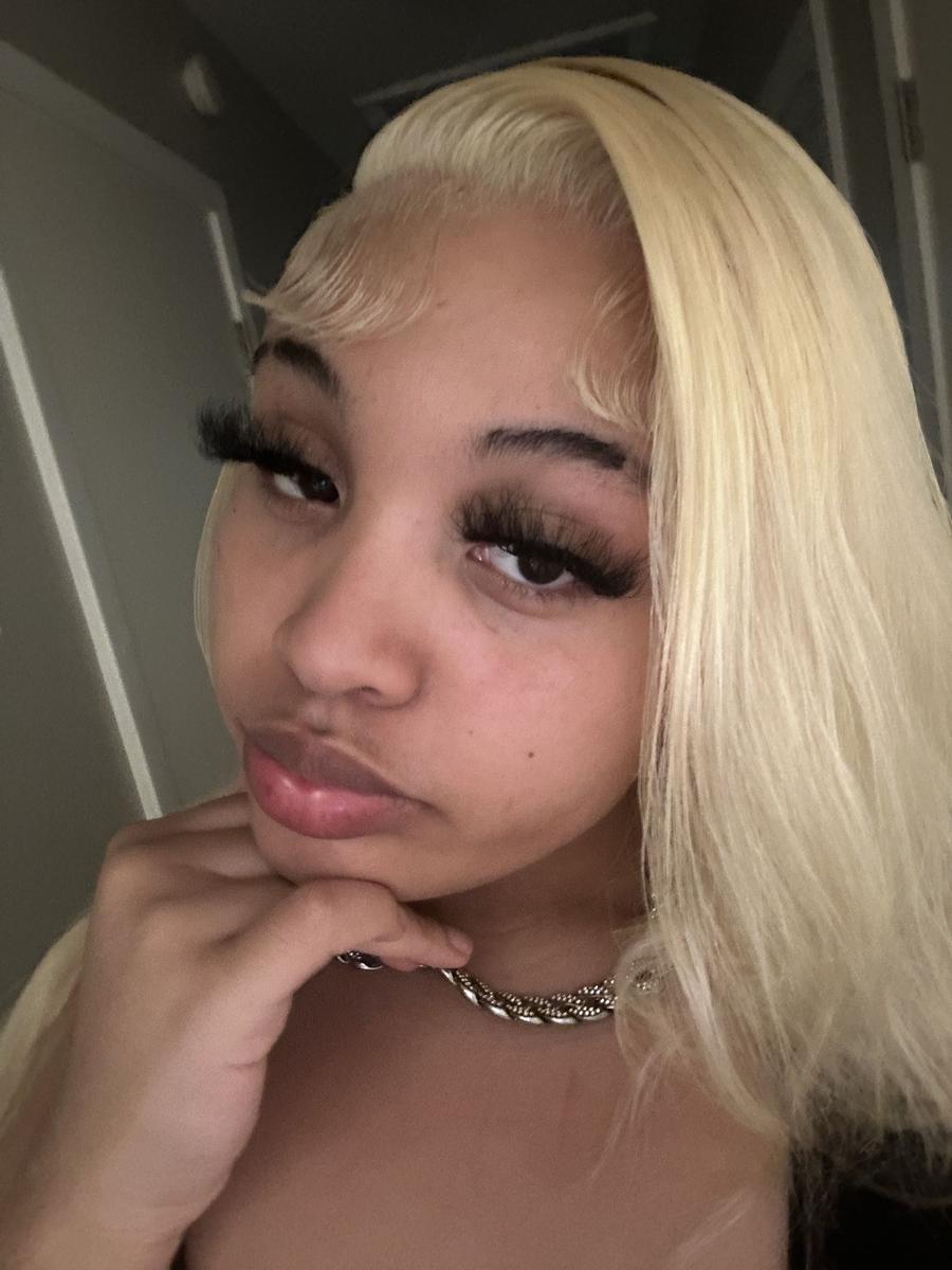 Item: 613 Blonde Body Wave, 30"