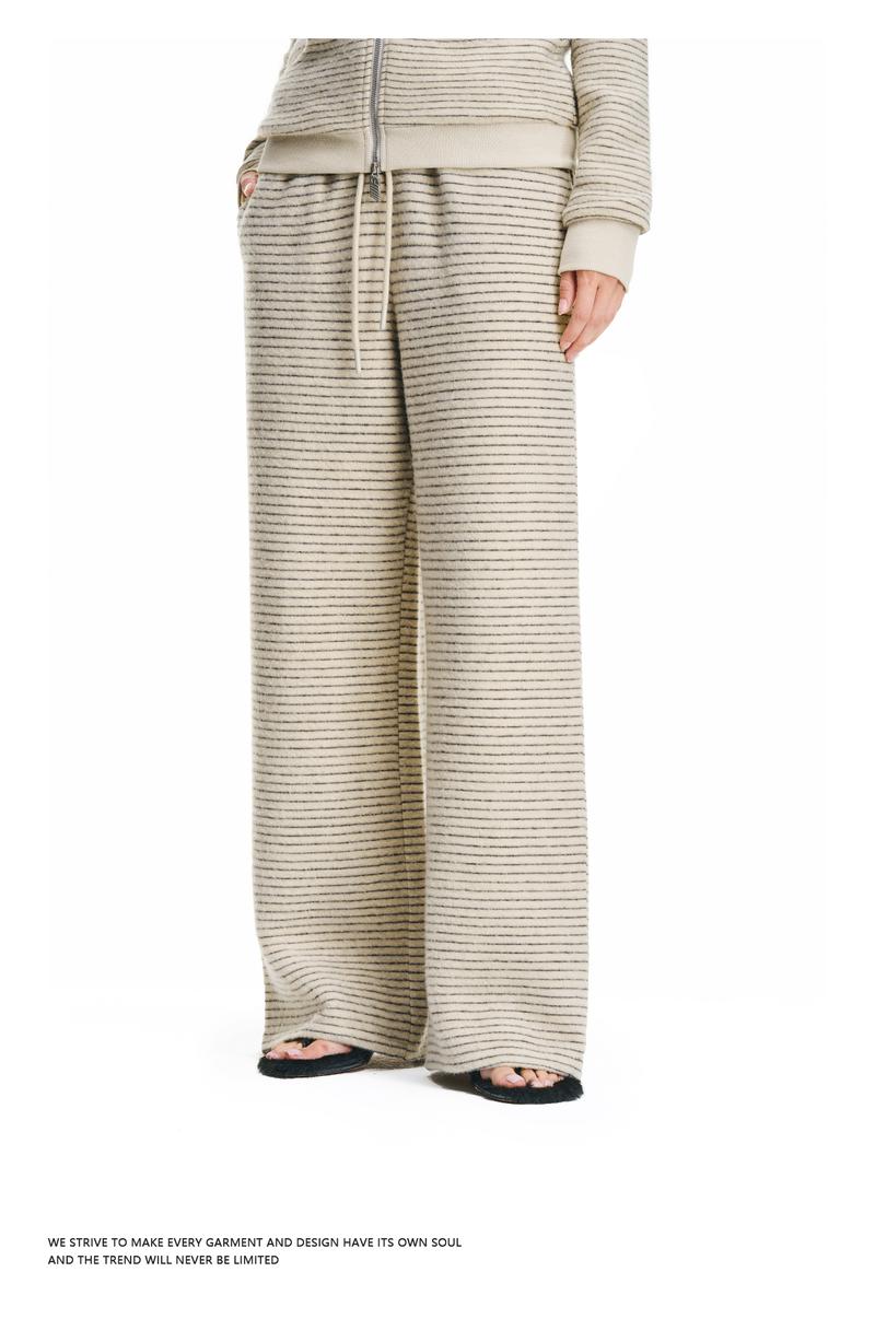 FDR Cozy Striped Fuzzy Hoodie with Faux Fur Collar Zip-up Oversized / Slim Sweater Oversized Fit Long Sleeve Fall / Winter Casual Womenswear Coats Outerwear Tops Jackets Sweatshirt #valentinesday #tiktokshopjumpstartsale #valentinesdaygift