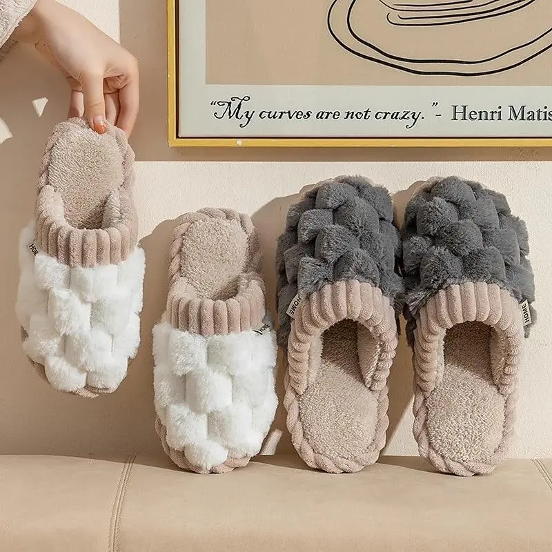 Stylish Checkered Design Plush Slippers for Women & Men - Ultra Cozy Warm-Lined Round Toe, Non-Slip Quiet Indoor-Outdoor Footwear for Fall & Winter