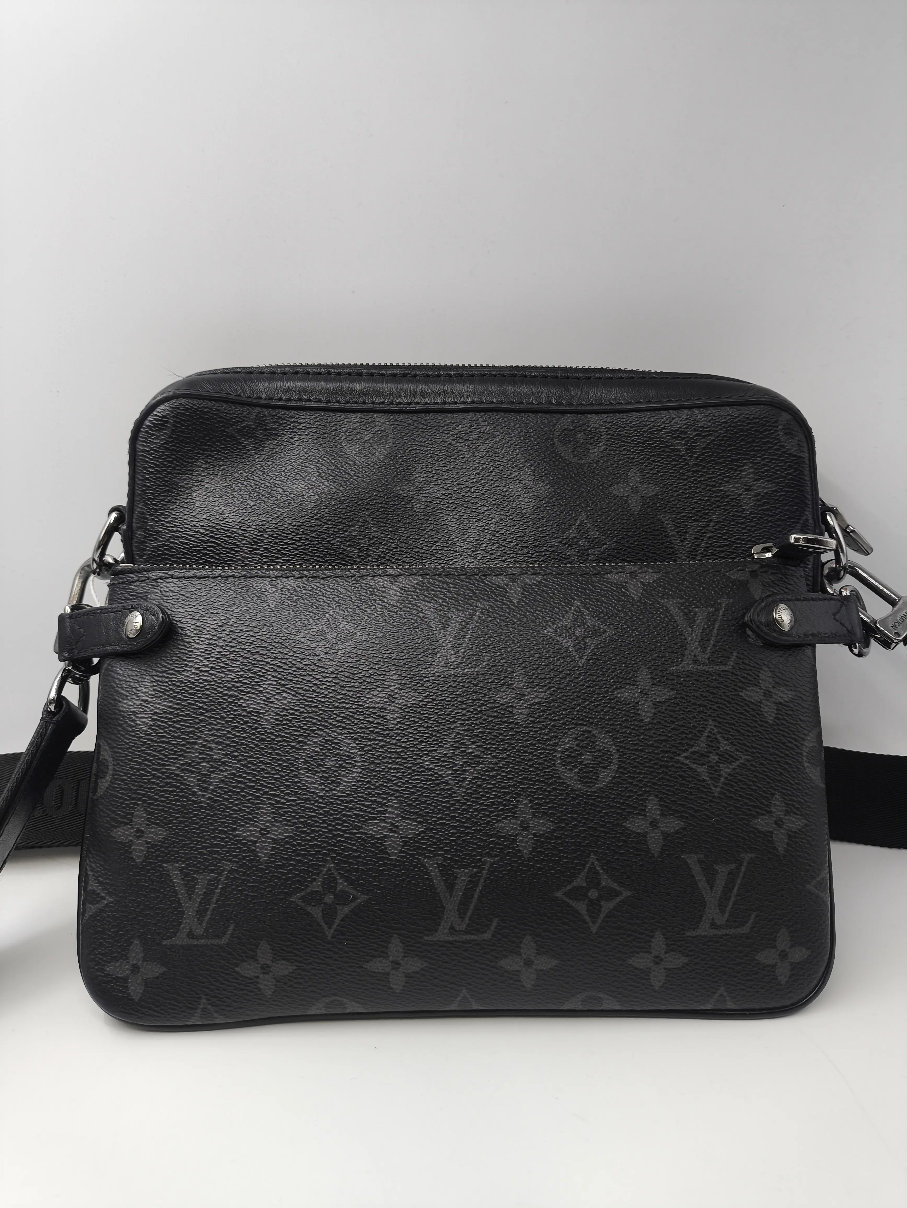 Pre-owned Louis Vuitton Leather Crossbody Bags P1144 Multi Pochette Monogram Eclipse 26.01.27