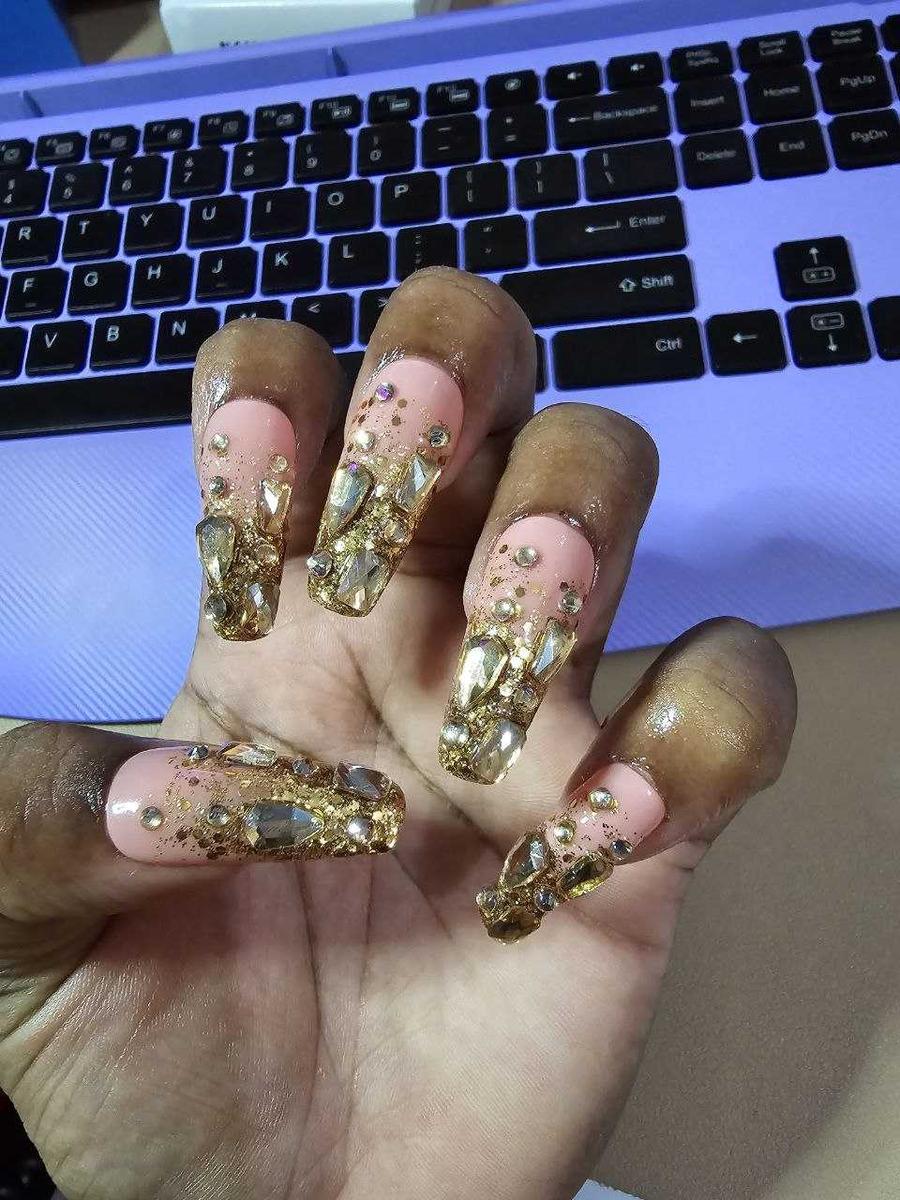 Item: H96, Nail Bed: M