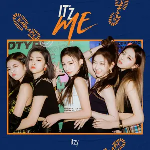 Itzy - It'z Me (Random Cover) (Incl. 80pg Photobook, Frame Sleeve, Cover Postcard + 2 x Photocards)  [COMPACT DISC - CD] Postcard, Photo Book, Photos, Asia - Import