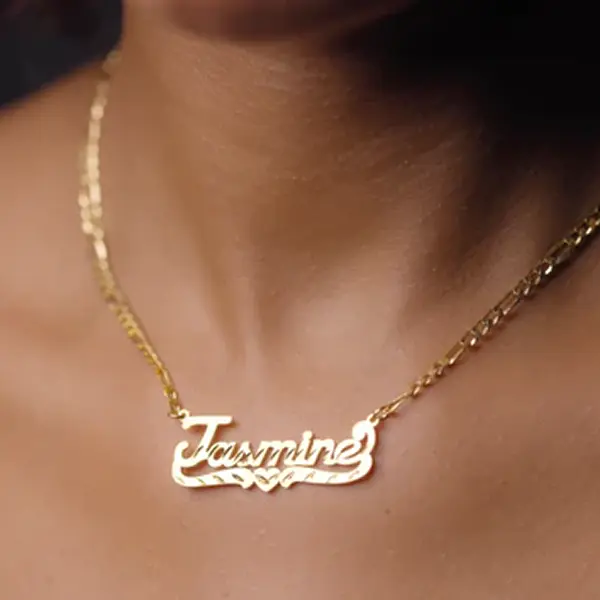 [Tres Colori] Diamond Cut Name Necklace Personalized Custom Name Pendant Necklace with Figaro Chain Minimalist Personalized Jewelry for Women & Men Daily Wear Fashion Gift