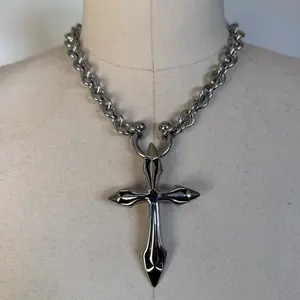 Stainless steel oversized grunge spiked cross piercing link chain necklace