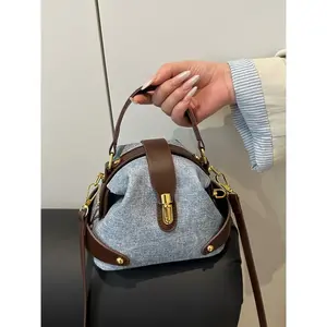 Ladies' Handbag Fashionable Simple Casual Retro Style, Casual Trendy Handbag Autumn Winter New Design for Daily Commuting Shopping Dating Gift Giving Versatile Use