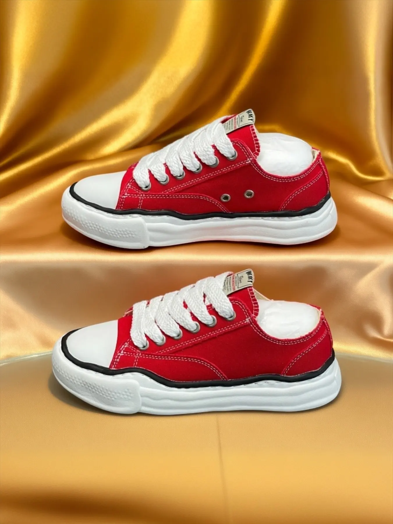 Unisex Canvas Casual Athletic Sneakers, Walking Shoes, Trainer, Sports Shoes, Skater Shoes, Comfortable Rubber Flatform Shoes, Student Skateboard Style, Low Top, Medium Width, All Seasons