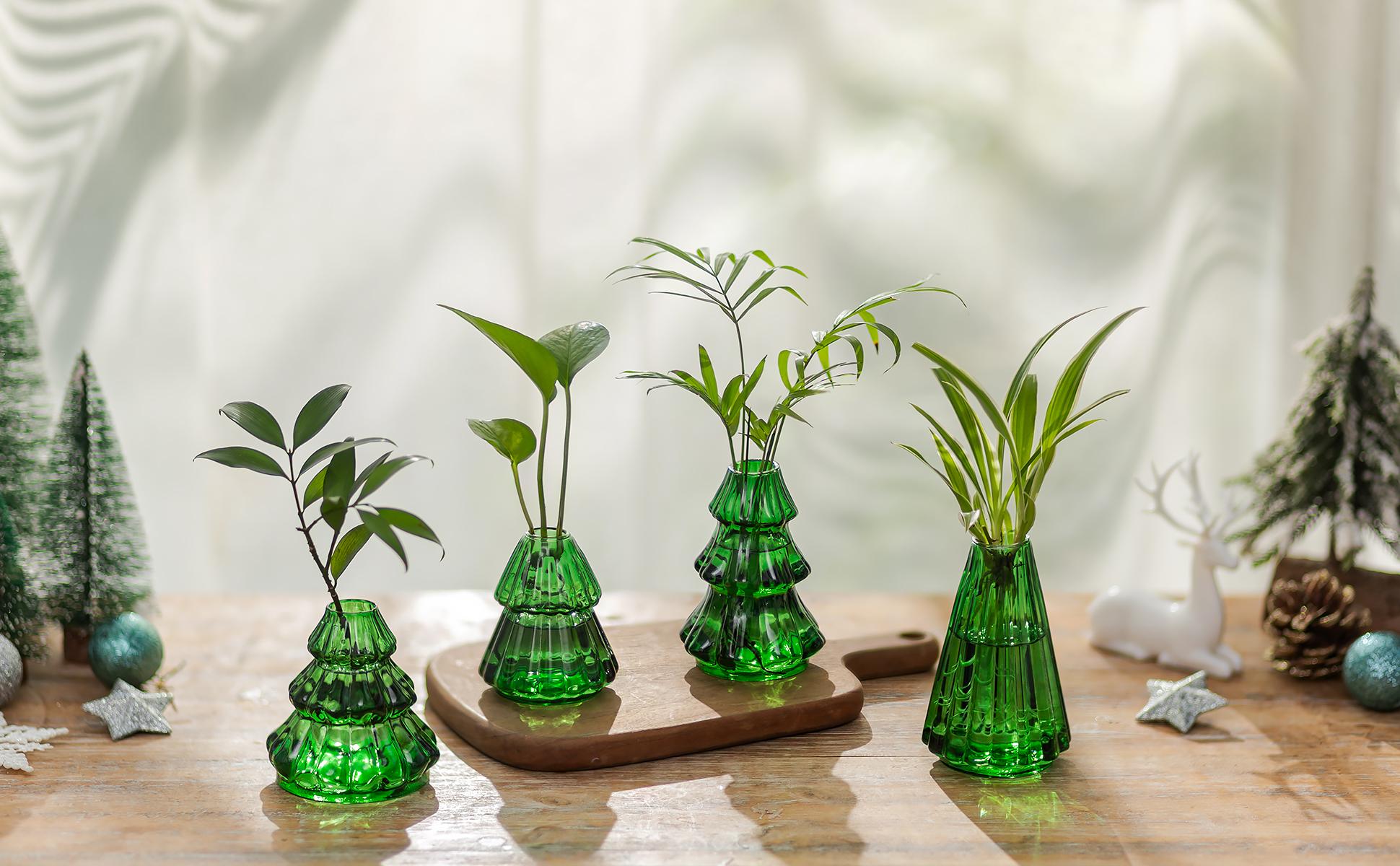 Glass Christmas Tree Propagation Stations: 4 PCS Propagation Vases for Plant Hydroponic Cutting Flowers - Green Planter Pot for Home Holiday Decor Gifts