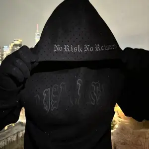 European and American men's clothing printing dark diamond black series youth leisure trend long-sleeved hooded sweater Menswear Sweatshirts