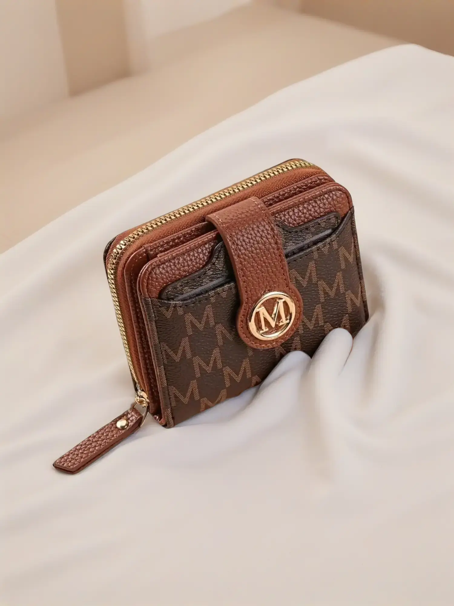 Women's Slim Trifold Wallet with Wristlet | Cute Card Holder & Keychain Coin Purse