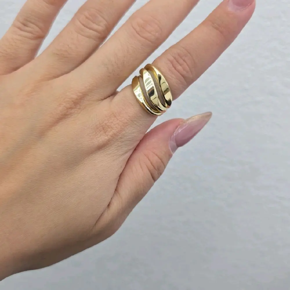10K Yellow Gold Triple Curved Band Ring