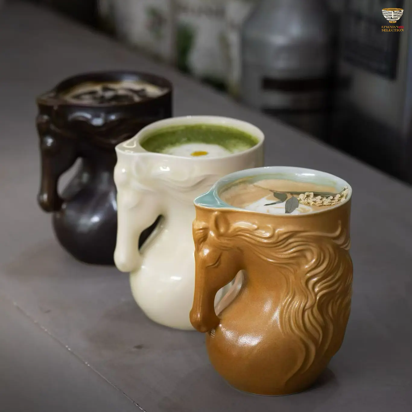 Jin Hongyang Horse-Head Ceramic Coffee Mug, Creative Sculpted Collectible Cultural Pottery, Symbol of Forward Momentum