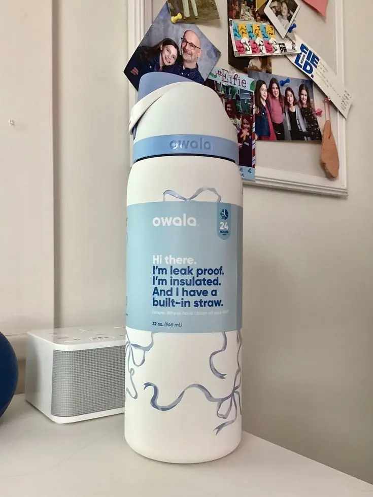 Owala Insulated Water Bottle with Cute Blue Bow Pattern – Leak-Proof, Built-In Straw, 24/32oz