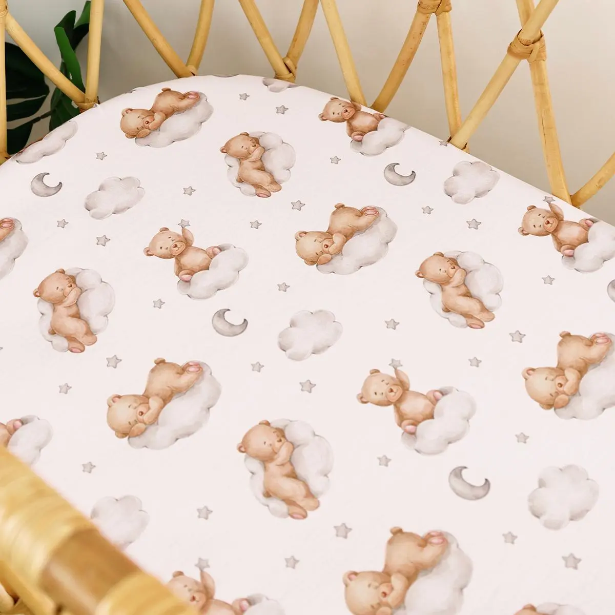 Stretchy Fitted Bassinet Sheet, Bedside Bassinet Sheets, Soft Breathable Baby Crib Mattress Cover, Universal Fit for Oval/Rectangle/Moses Basket, Cute Cloud Bear Print Nursery Bedding Supplies for Newborns