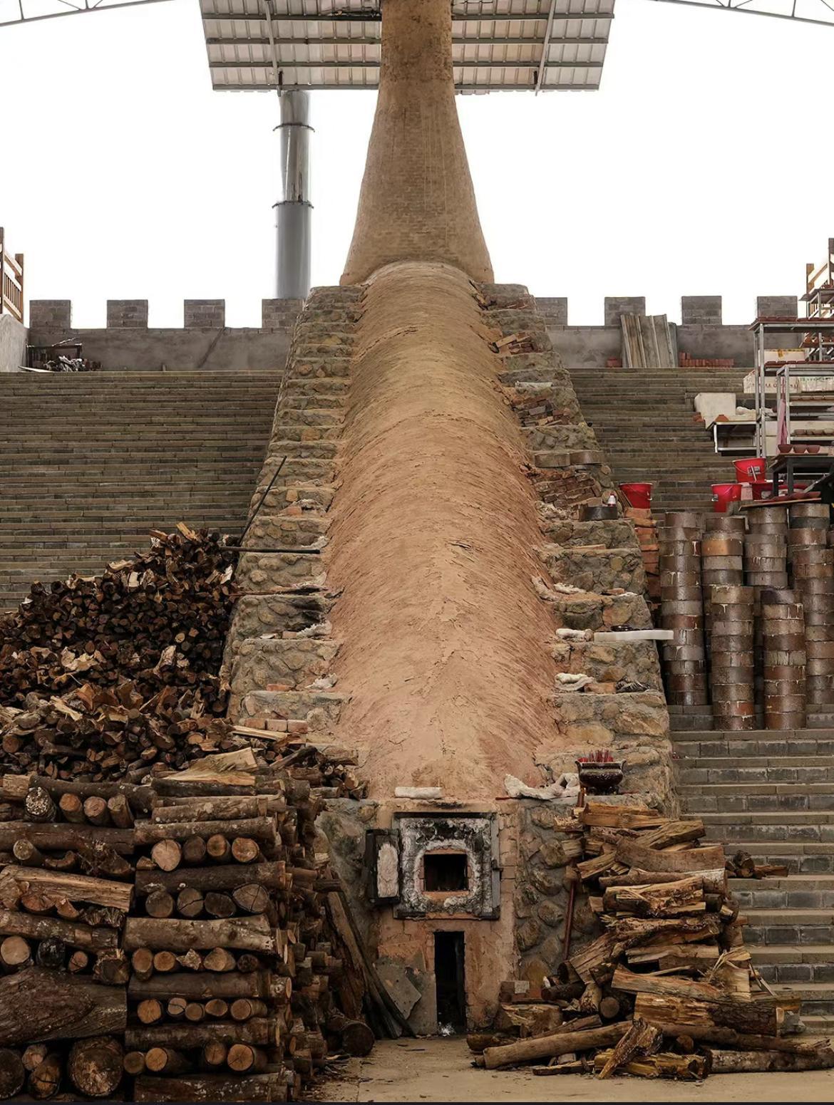 Silver Dragon Handmade Jianzhan Tea Bowl A Work of Art Porcelain Tableware Aesthetic Curve Traditional Dragon Motif Glazed Artisan Craftsmanship