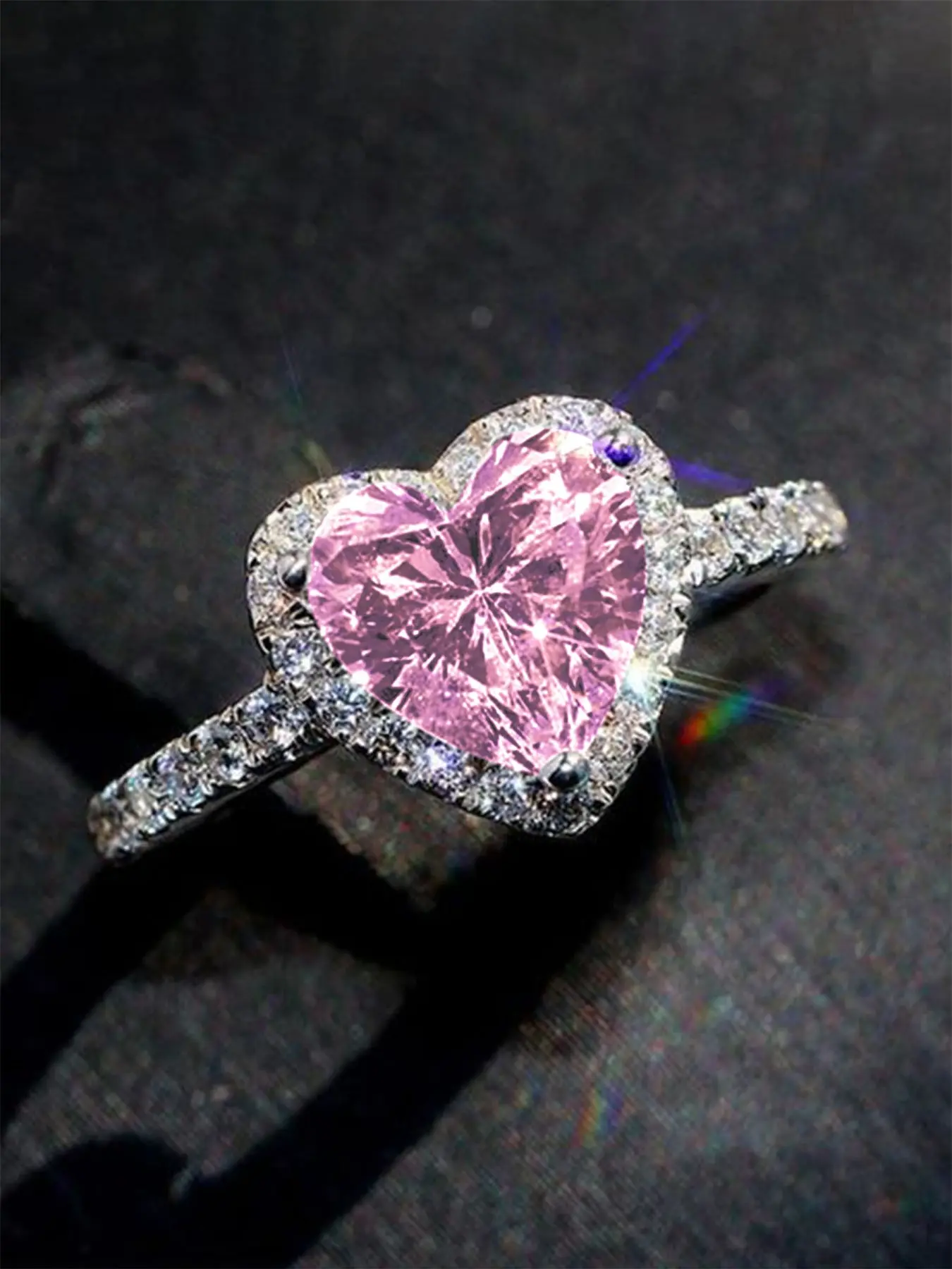 1 PC Romantic Heart Cubic Zirconia Beautiful Rings Artificial Gemstone Ring For Women For Wedding Engagement Anniversary Party Jewelry Valentine's Day Gift