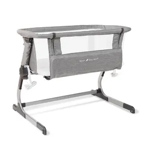Beside Me™ Dreamer Bassinet & Bedside Sleeper Beside Me™ Dreamer Bassinet & Bedside Sleeper