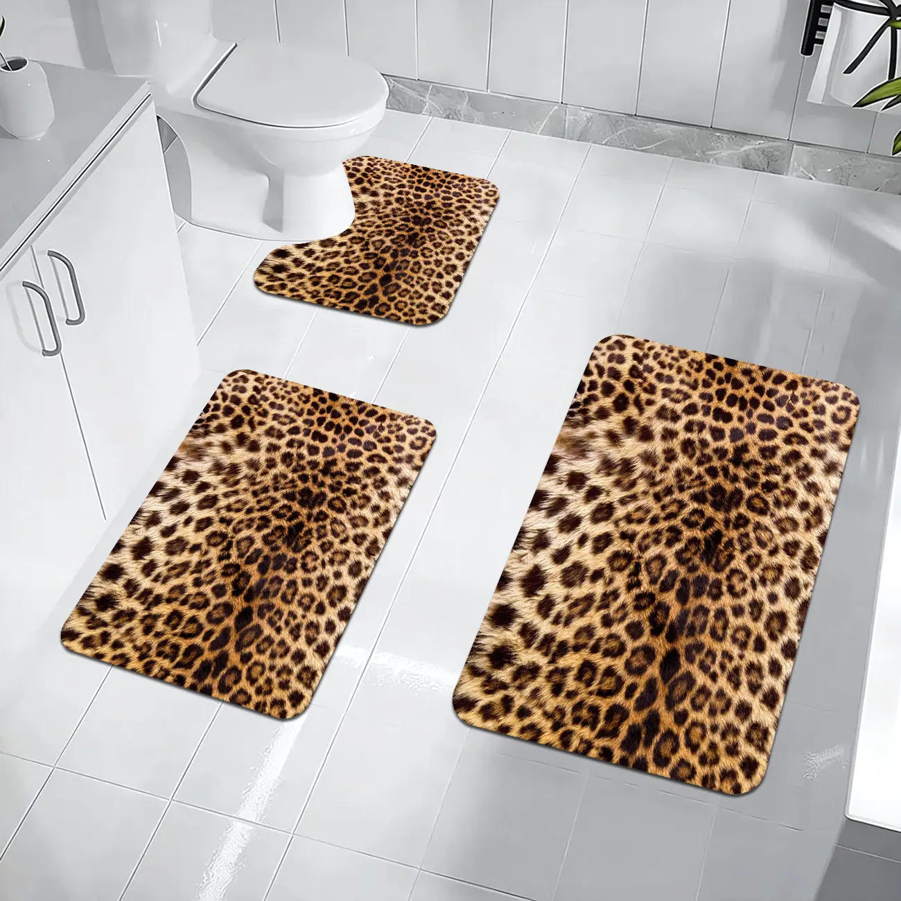 Water-absorbent and Non-slip Leopard Print Bathroom Mat 3-Piece Set, Bathroom Entrance Mat + Toilet U-shaped Mat + Shower Area Non-slip Mat