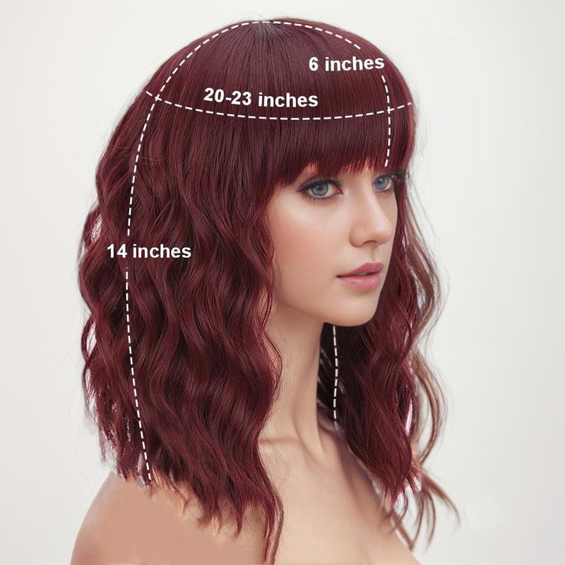 Natural wavy short wig with full bangs that bring a beautiful faceframing effect and deliver effortless charm all day