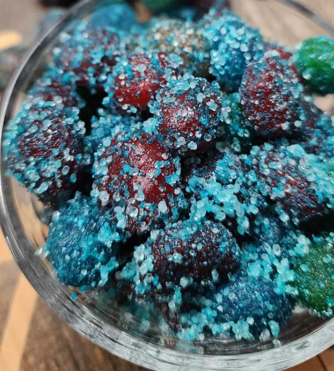 Gringas extreme sour blue razz candy gushies