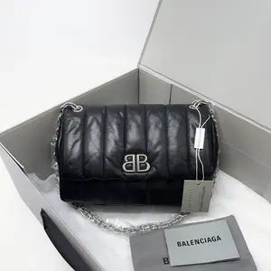 Pre-owned Balenciaga Leather Shoulder Bags 7.8'' R1959 Shoulder Bag C219609716 0318 T1 Qiqi