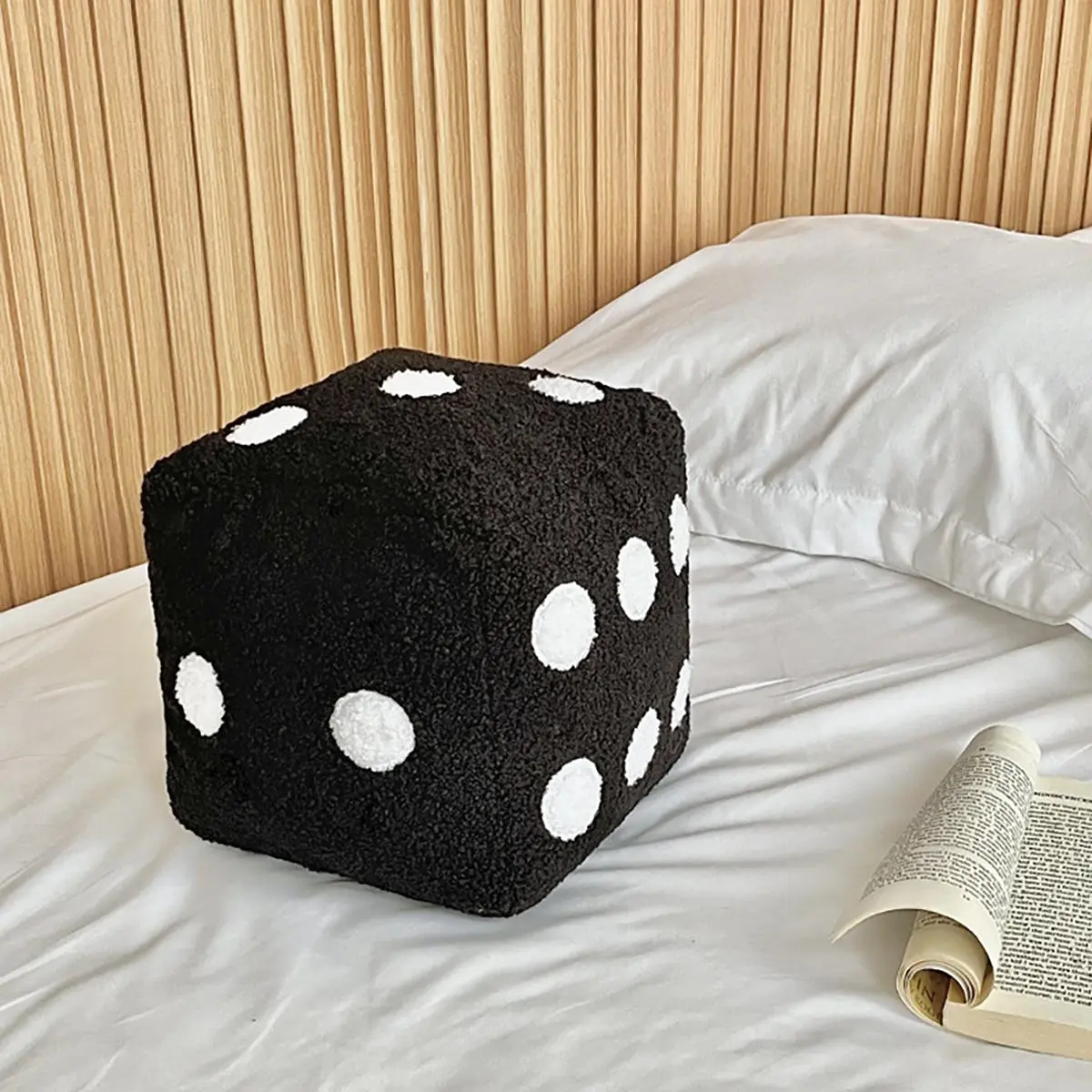 Dice-Shaped Throw Pillow, 1 Count Creative Decorative Cushion, Soft Comfortable Pillow for Home Living Room, Bedroom, Sofa and Bed, UK Home Decor, Bedroom Decorative Accessory