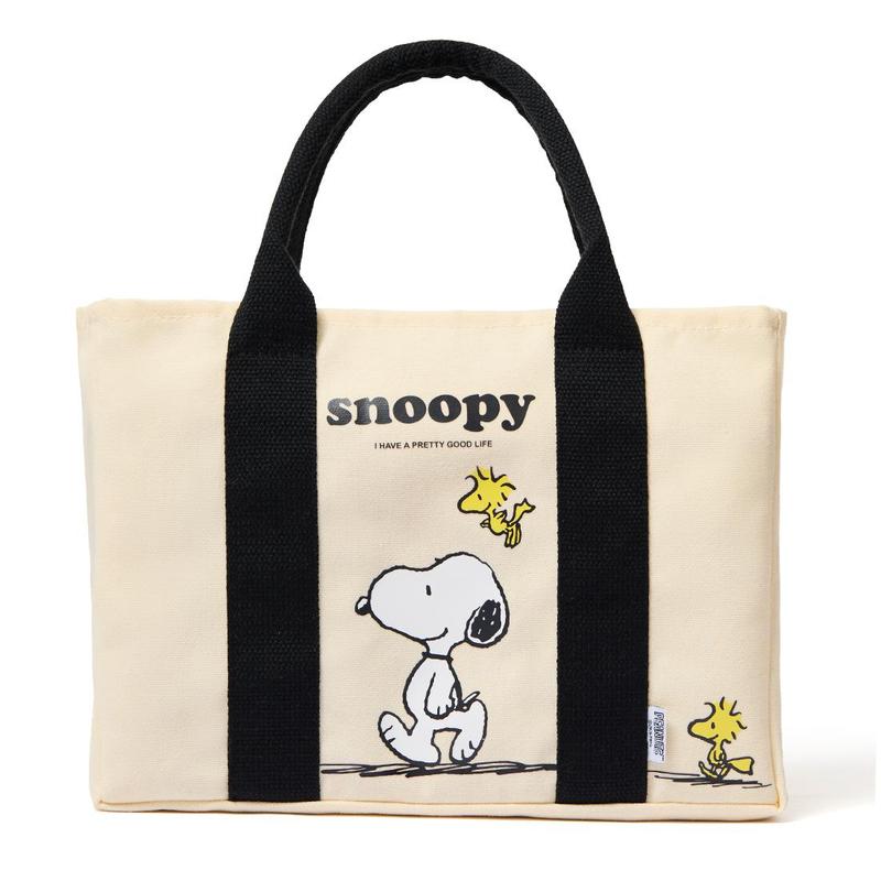 Snoopy Summer Adventure Series Creamy White Tote Bag Cute Holiday Candy Bag for Girls,Lightweight Portable,Reusable Daily Bag