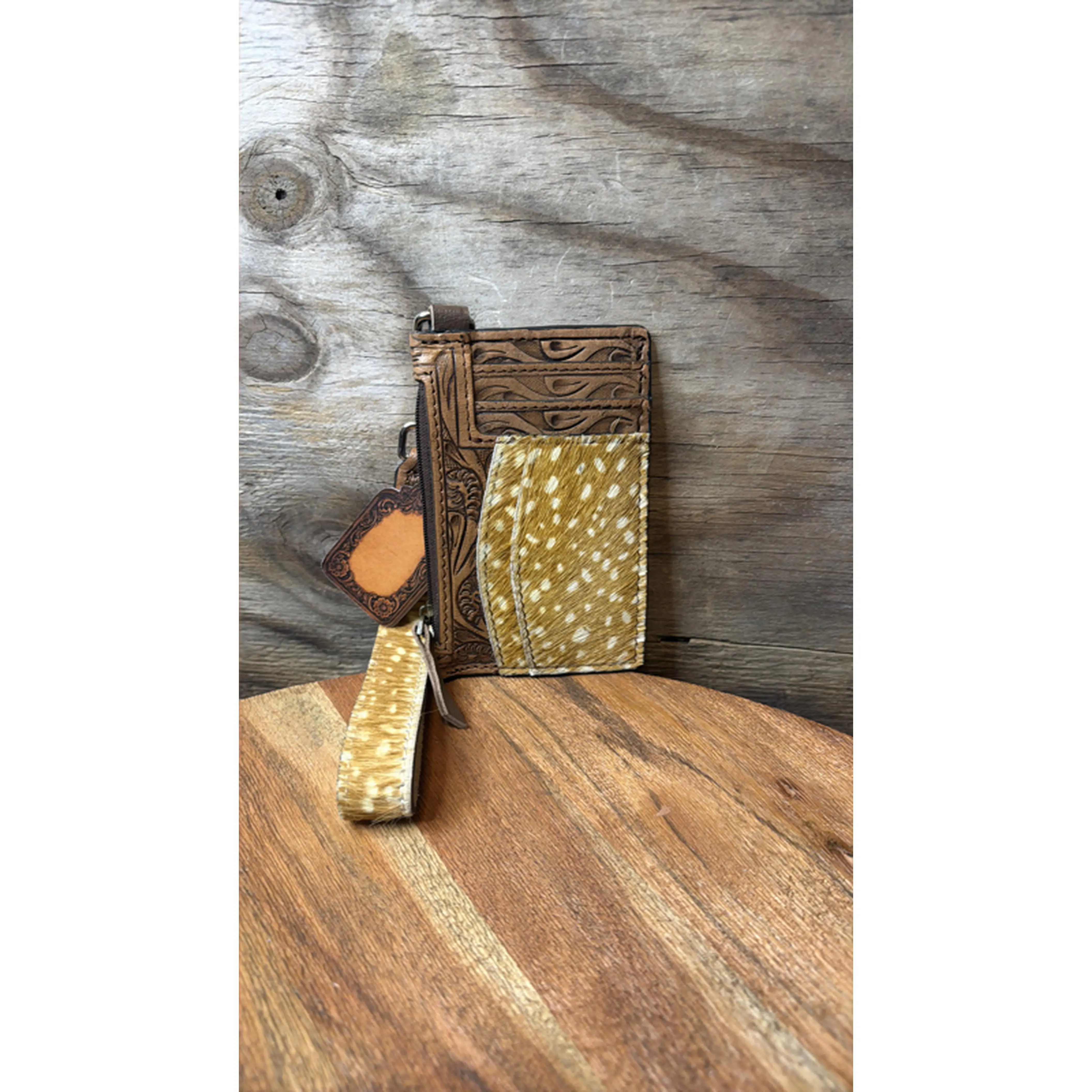 Deer Design Wallet with Wrist Strap - Stylish and Functional Accessory for Everyday Use
